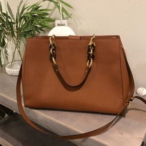 Pre-owned authentic Michael Kors Cynthia Satchel